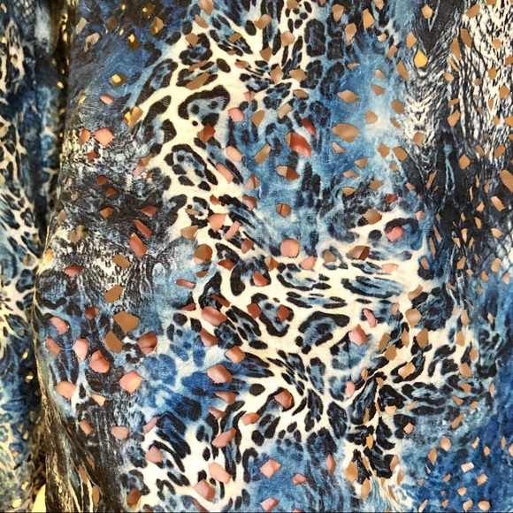 Mechant-Super Sexy Perforated & Beaded Top-Sz M - Picture 3 of 8